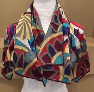 Perry Ellis Vintage Silk Abstract Geometric and Fan-Like Motifs Women's Scarf